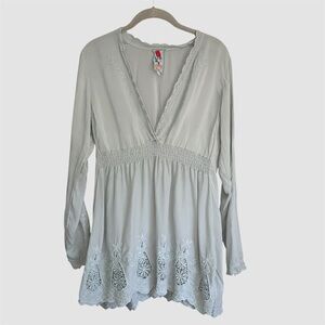 Johnny Was Grey Blue Lace Embroidered Deep V Neck Blouse Tunic SZ XS (S)